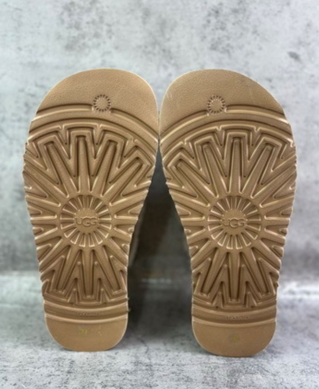 UG Chloe Fluffy Platform Scuff