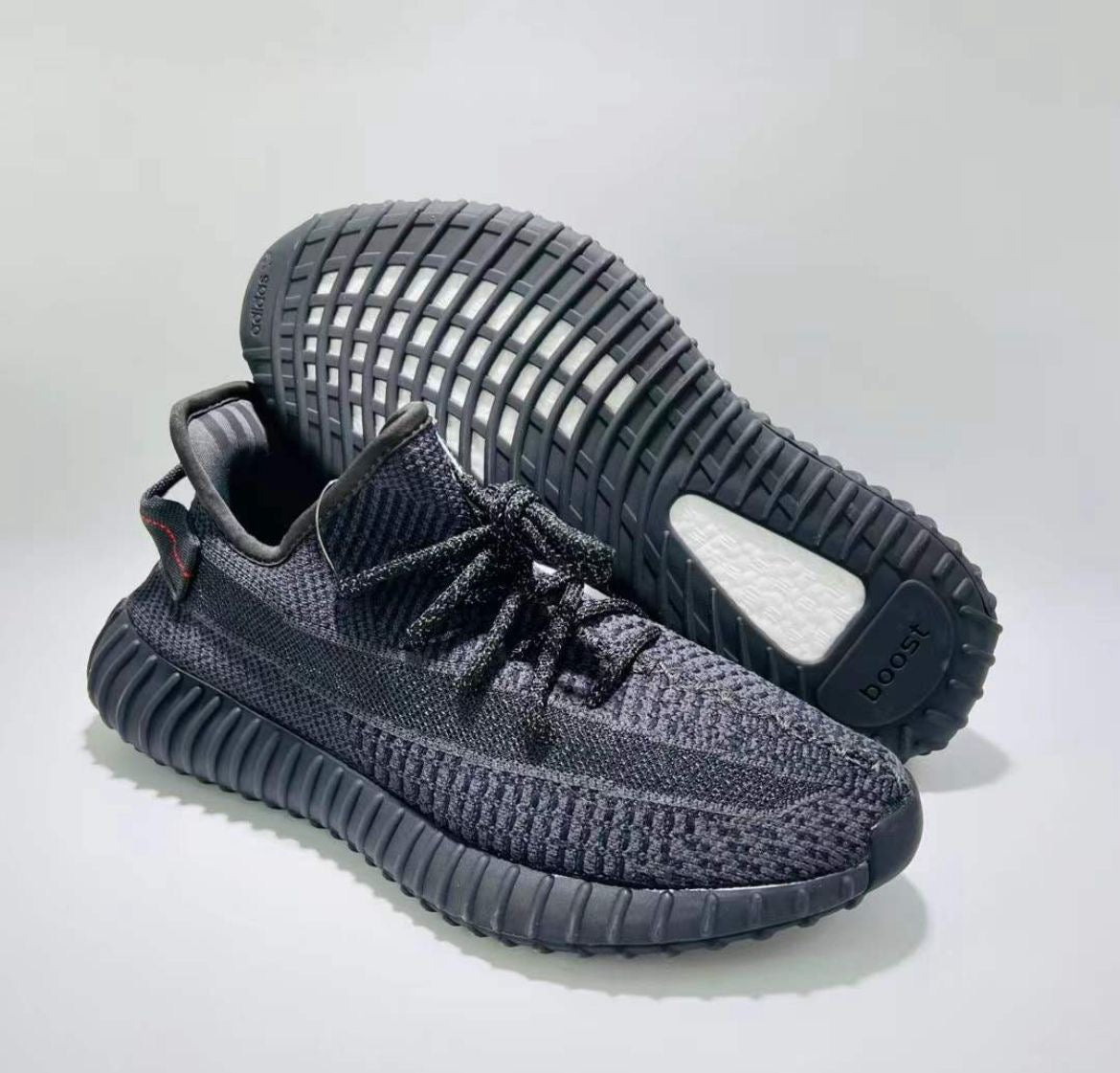 Y33ZY 350 V2 Black (Reflective)