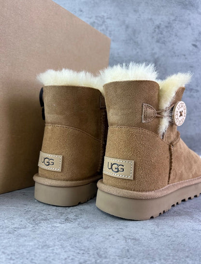 UG Mini Bailey Button