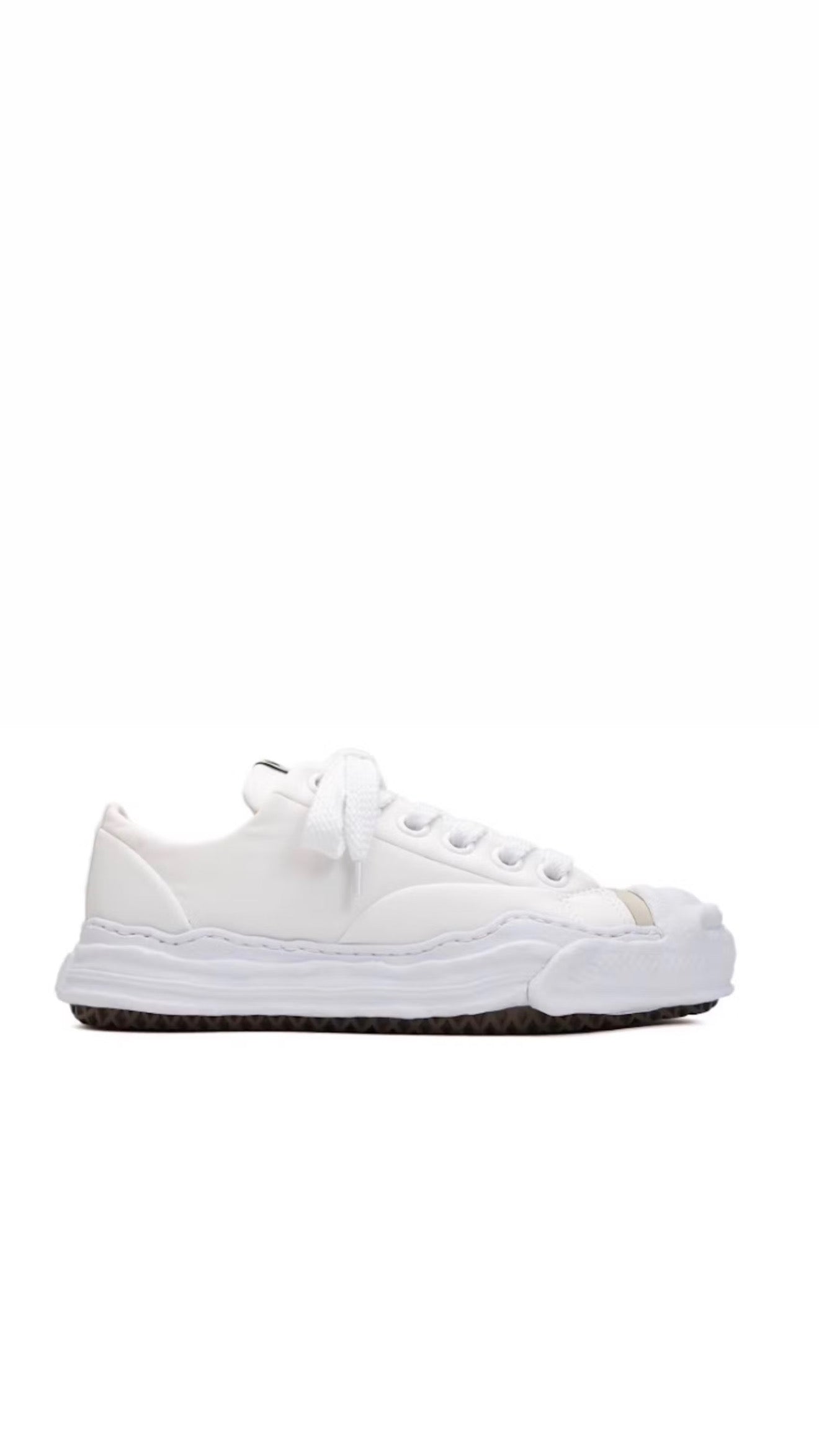 MAlSON MlHARA YASUHlRO Hank OG Sole Nylon Puffer Low White