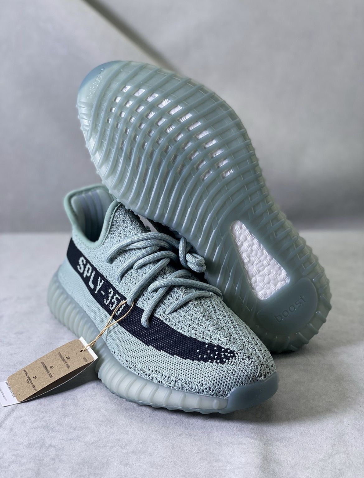 Y33ZY 350 V2 Salt Green