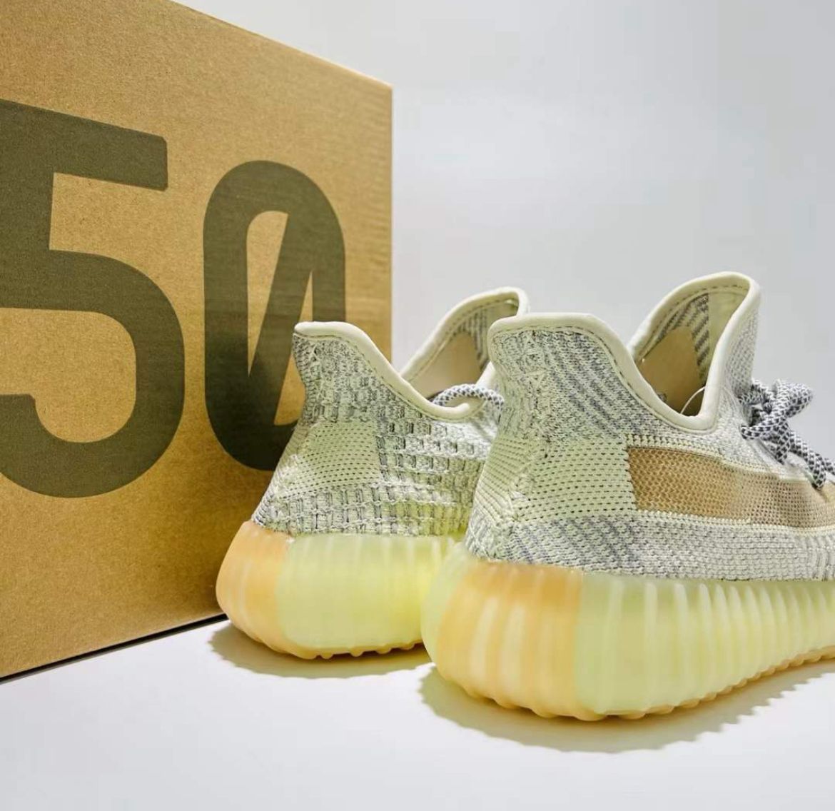 Y33ZY 350 V2 Hyperspace