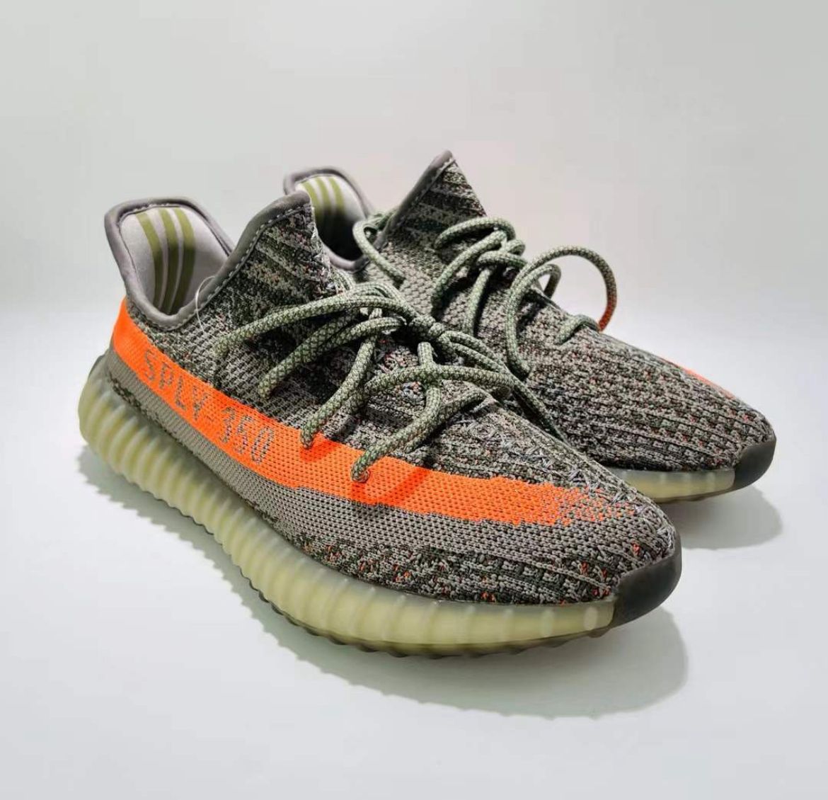 Y33ZY Bost 350 V2 Beluga