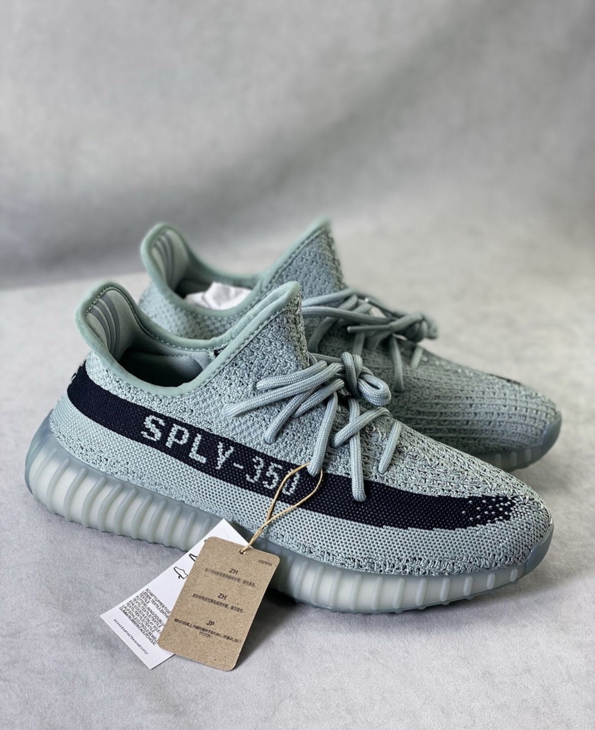 Y33ZY 350 V2 Salt Green