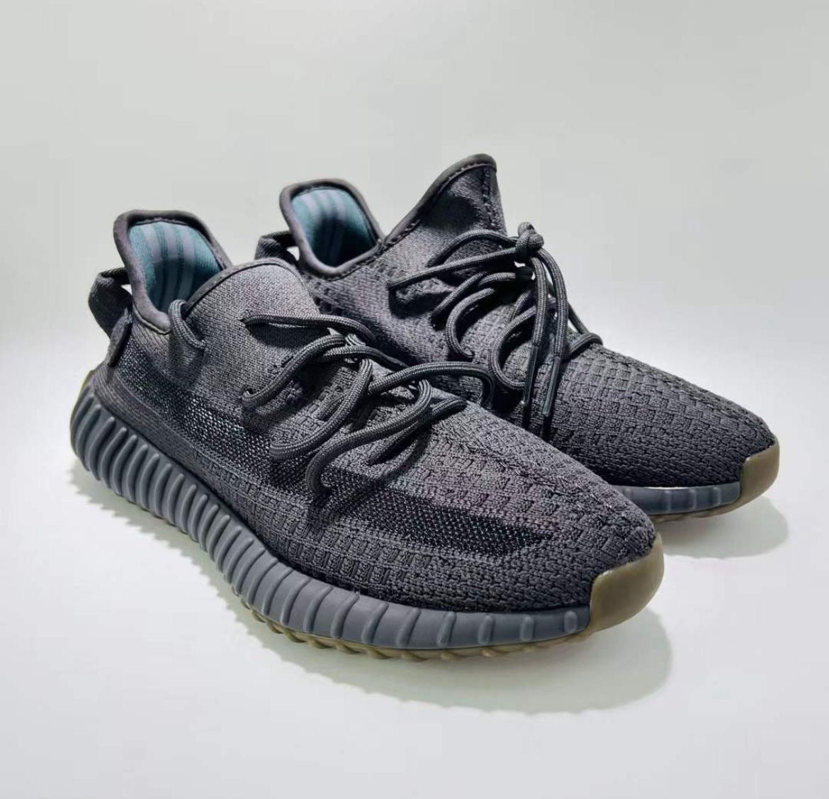 Y33ZY Bost 350 V2 Cinder