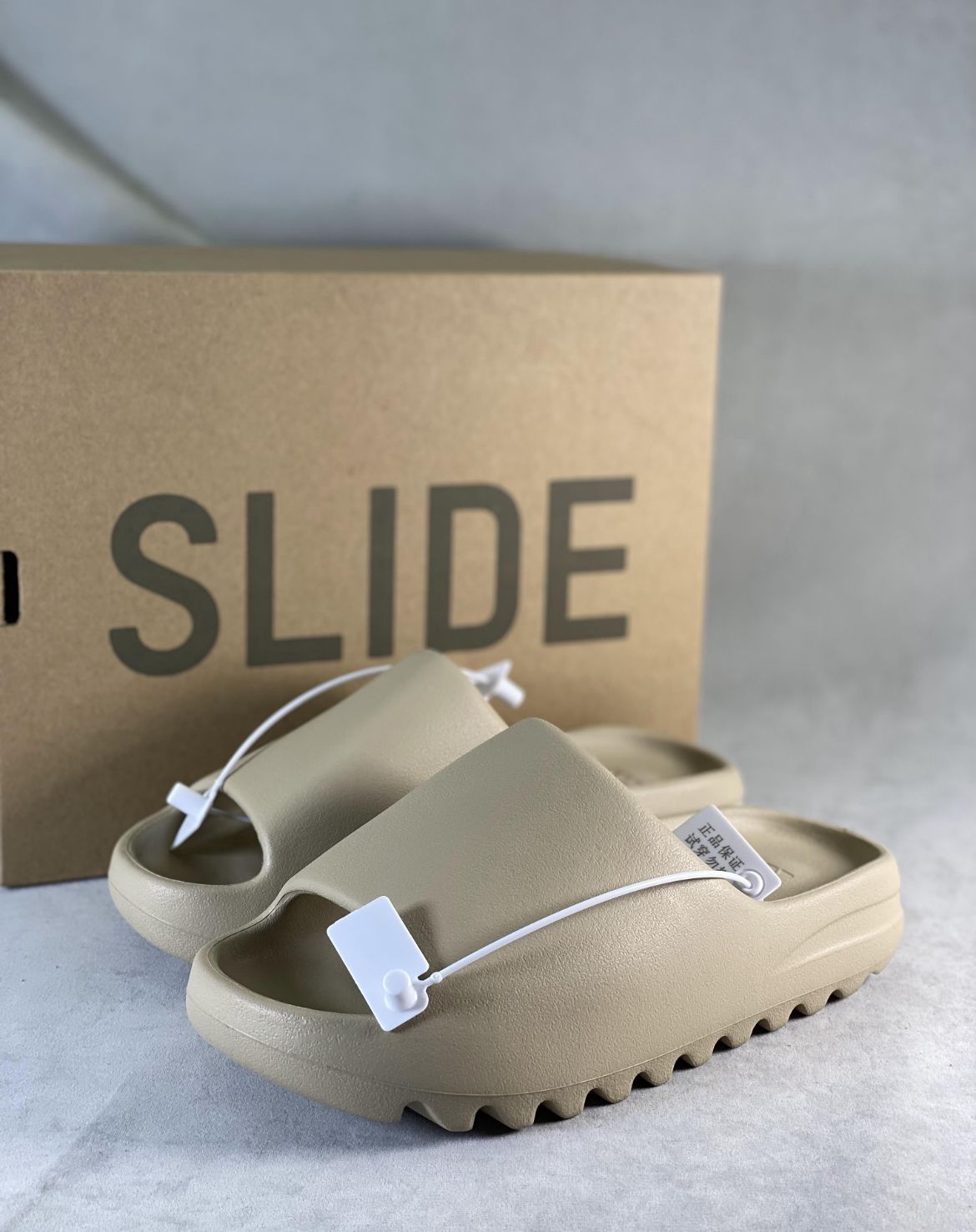 Y33ZY Slide Pure