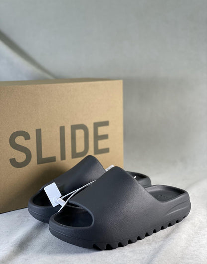 Y33ZY Slide Onyx